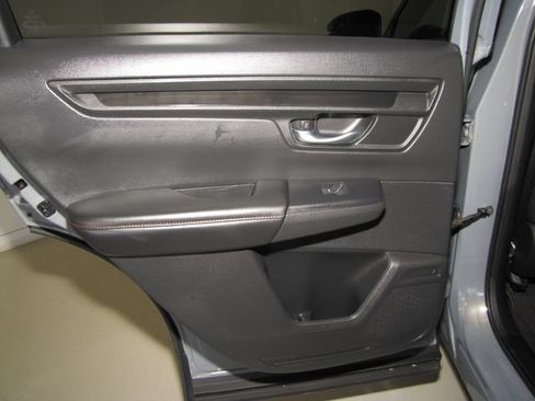Certified 2025 Honda CR-V Sport image 13
