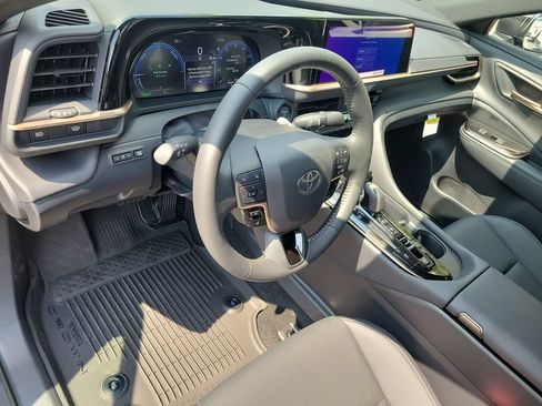 New 2026 Toyota Crown AWD/4WD image 7