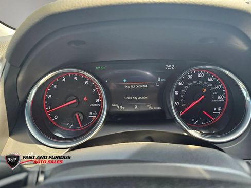 Used 2020 Toyota Camry XSE FWD image 14