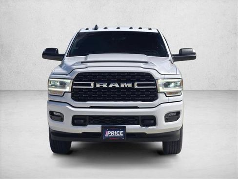 Used 2022 RAM 2500 Big Horn w/ Level C Equiment Group AWD/4WD image 2