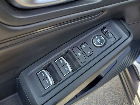 Used 2023 Honda Accord EX image 15