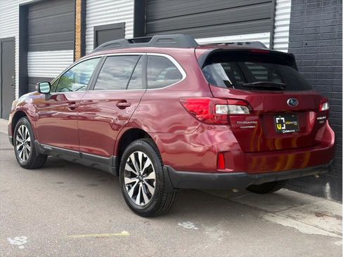 Used 2015 Subaru Outback 3.6R Limited w/ Popular Package #4 AWD/4WD image 8