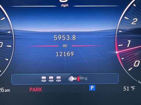 Certified 2025 Mercedes-Benz GLC 300 image 27