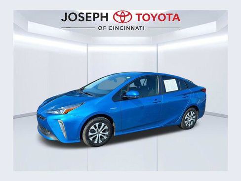 Certified 2019 Toyota Prius LE AWD/4WD image 1