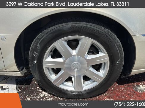 Used 2007 Cadillac DTS w/ Trunk Convenience Package image 16