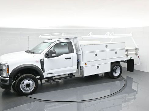 New 2025 Ford F450 XL w/ XL Chrome Package image 48