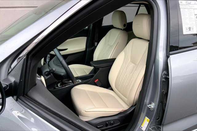 Used 2024 Buick Encore GX Avenir w/ Avenir Convenience Package AWD/4WD image 24