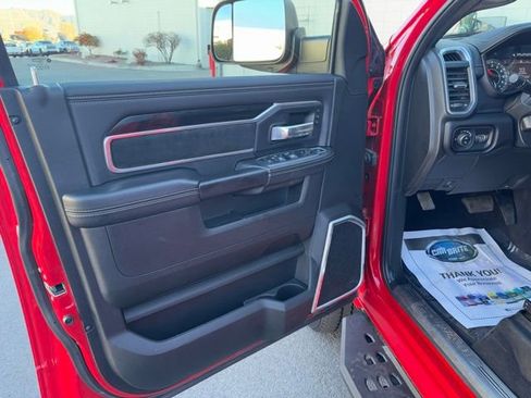 Used 2022 RAM 2500 Laramie w/ Night Edition image 12