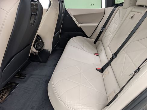 New 2026 BMW iX xDrive60 image 15