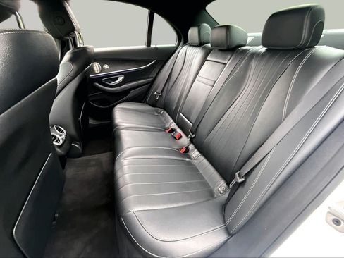 Used 2022 Mercedes-Benz E 350 4MATIC Sedan image 20