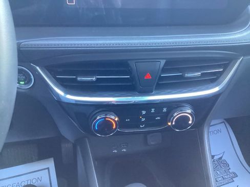 Used 2024 Buick Encore GX Sport Touring image 16