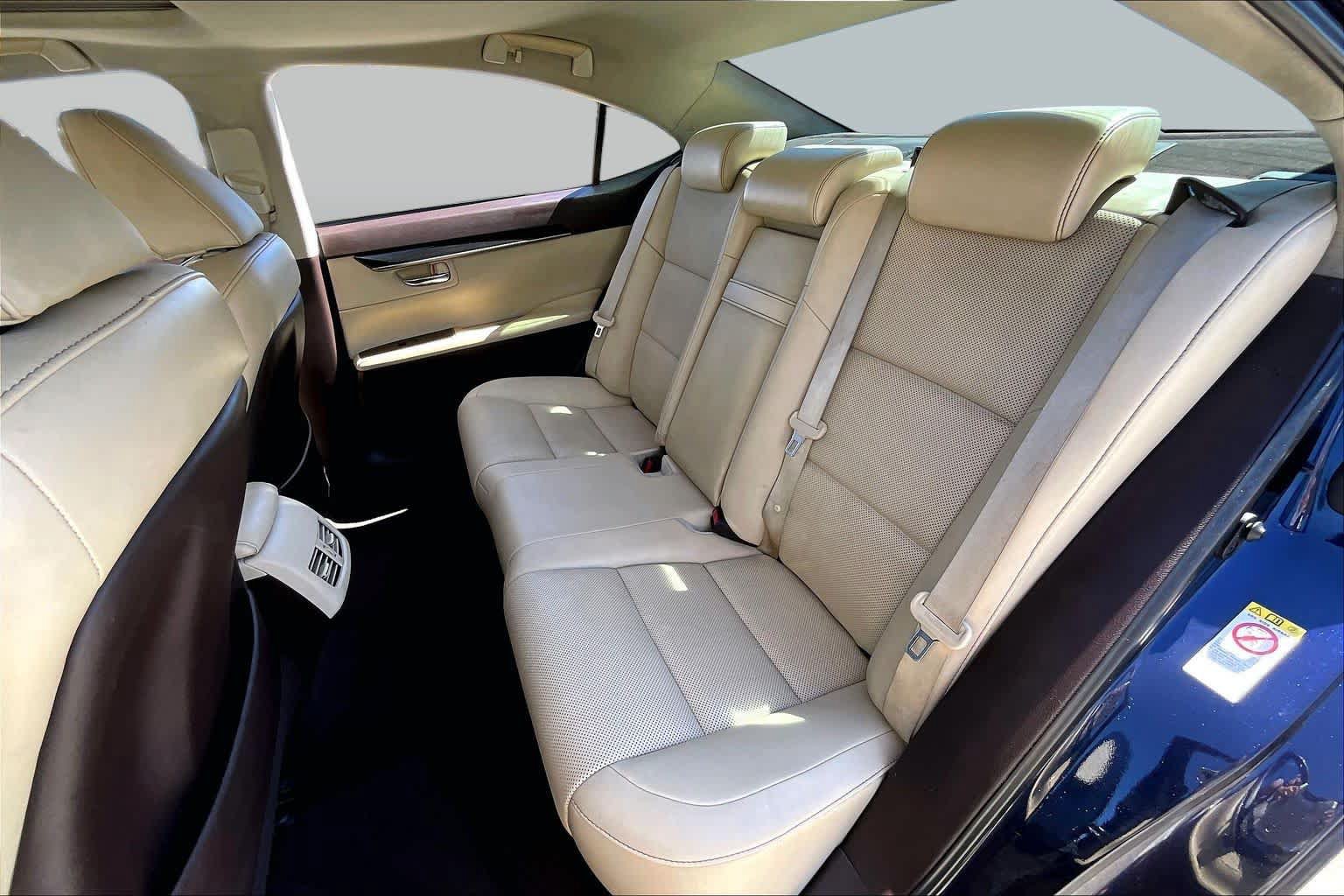 Used 2018 Lexus ES 350 F Sport w/ Accessory Package 2 FWD image 18