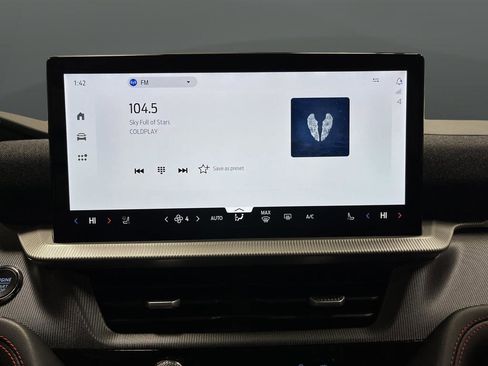 Used 2025 Ford Explorer ST-Line image 18