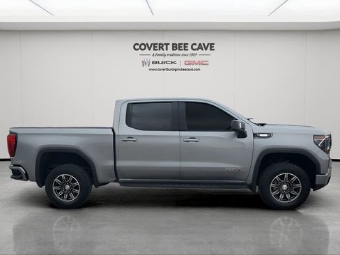 Used 2024 GMC Sierra 1500 AT4 w/ AT4 Premium Package image 10