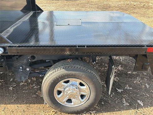 New 2024 RAM 2500 Tradesman w/ Chrome Appearance Group image 17