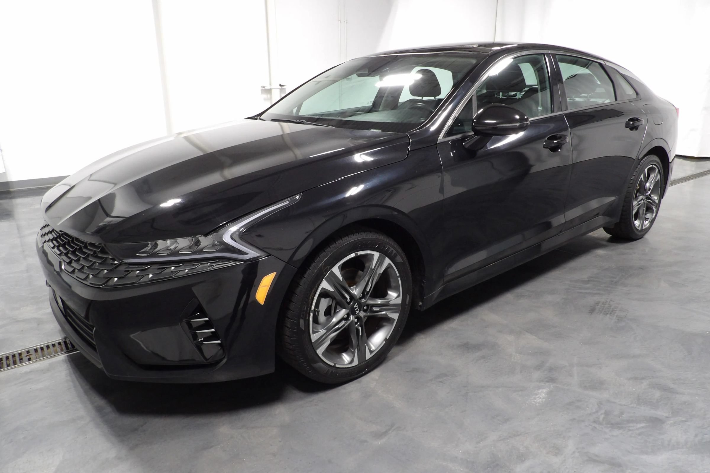Used 2021 Kia K5 EX w/ EX Premium Package FWD image 4