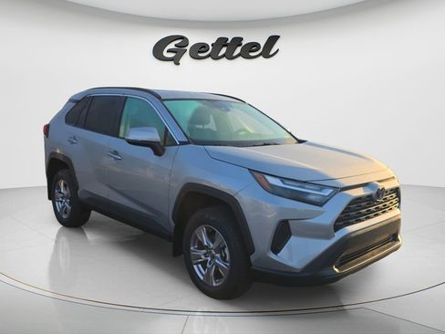 Used 2024 Toyota RAV4 XLE FWD image 2