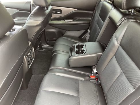 Used 2019 Nissan Murano SL w/ SL Technology Package FWD image 15
