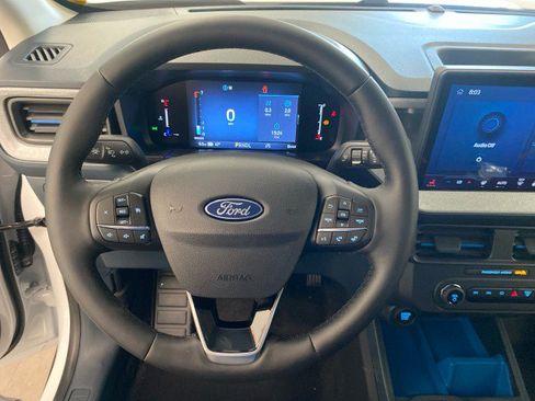 New 2025 Ford Maverick XLT w/ XLT Luxury Package AWD/4WD image 18