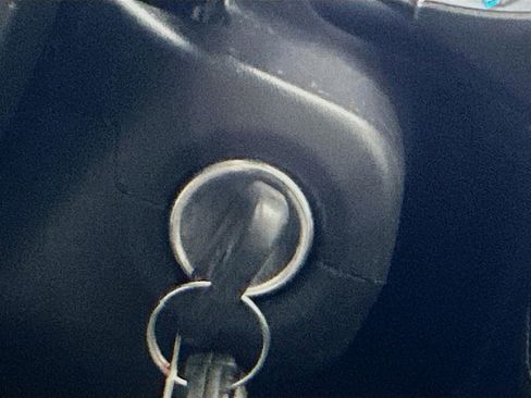 Used 2017 GMC Canyon SLE w/ SLE Convenience Package image 16