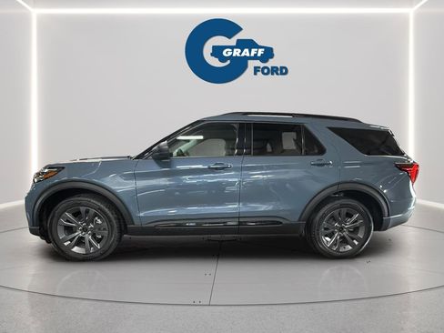 New 2026 Ford Explorer Active w/ Active Comfort Package image 3