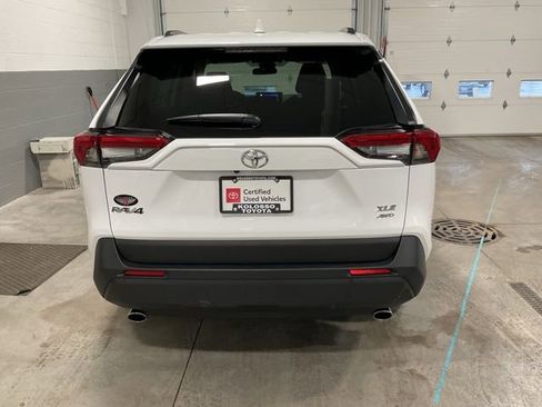 Used 2025 Toyota RAV4 XLE image 5