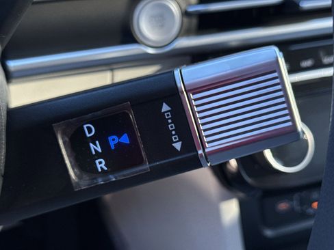 New 2026 Hyundai Tucson Blue SE image 20