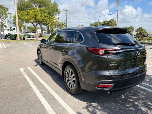 Used 2018 MAZDA CX-9 Touring FWD image 6