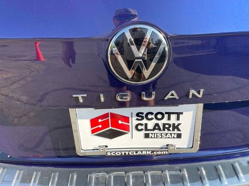 Used 2023 Volkswagen Tiguan SE FWD image 12