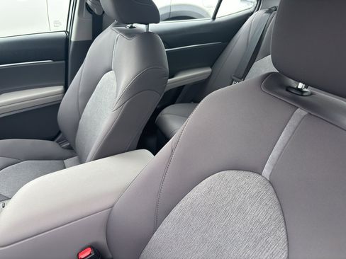 Used 2022 Toyota Camry LE w/ Cold Weather Package image 6