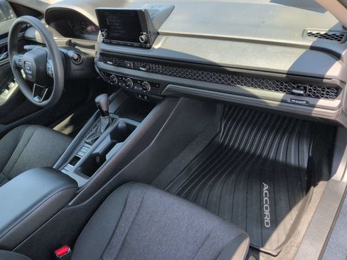 Used 2023 Honda Accord EX image 26