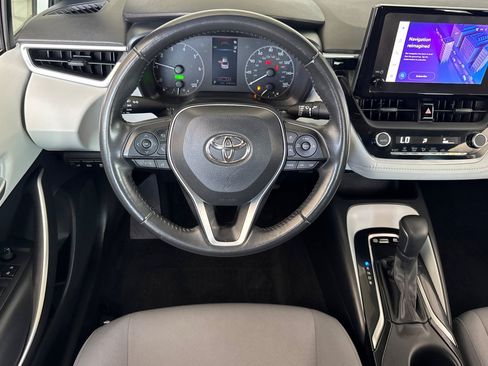 Certified 2024 Toyota Corolla SE FWD image 29
