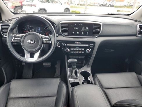Used 2022 Kia Sportage EX FWD image 15