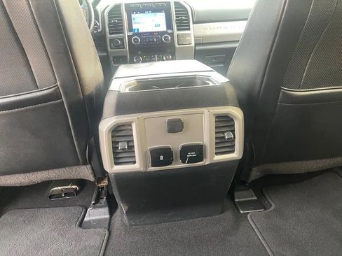 Used 2019 Ford F250 Lariat w/ Lariat Value Package AWD/4WD image 19