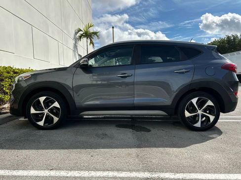 Used 2017 Hyundai Tucson Sport image 5