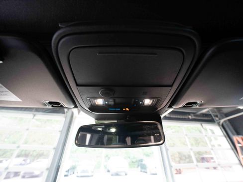 Used 2023 Ford Bronco Outer Banks AWD/4WD image 16