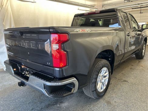 Used 2024 Chevrolet Silverado 1500 LT image 4