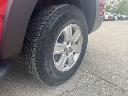 Used 2007 Ford Explorer XLT AWD/4WD image 14