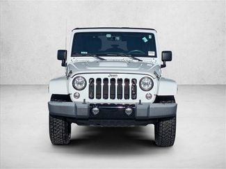 Used 2018 Jeep Wrangler Unlimited Sahara AWD/4WD video 2