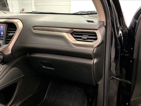 Used 2023 GMC Acadia Denali AWD/4WD image 19