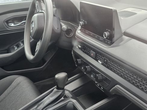 Used 2024 Honda Accord EX image 19