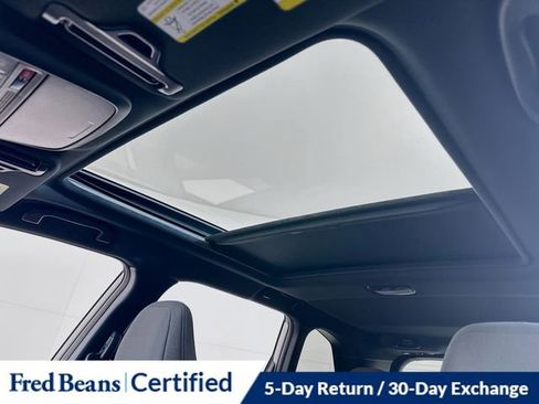 Used 2025 Subaru Forester Premium image 4