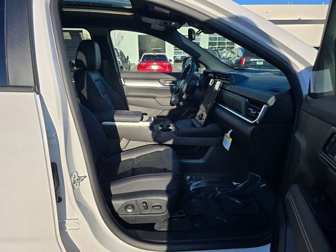 New 2026 GMC Terrain Elevation w/ Elevation Premium Package AWD/4WD image 35