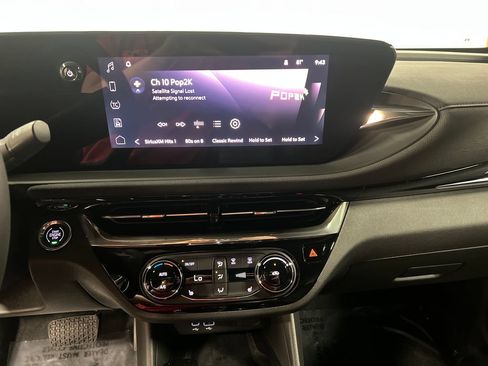 Certified 2026 Buick Envista Sport Touring w/ Convenience I Package FWD image 23