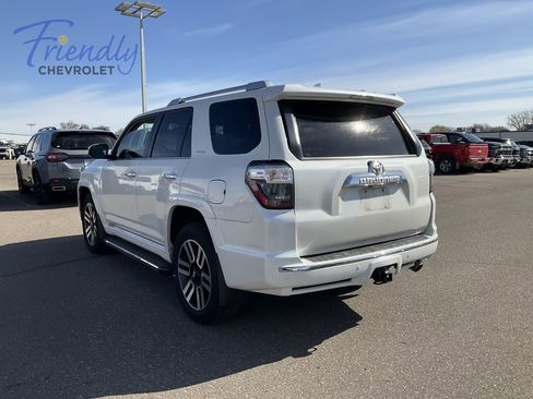 Used 2018 Toyota 4Runner Limited AWD/4WD image 4