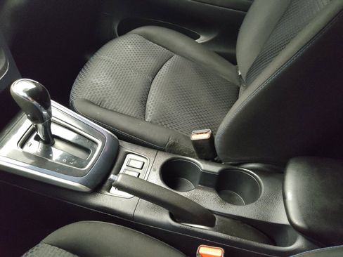 Used 2017 Nissan Sentra SR w/ SR Midnight Edition FWD image 26