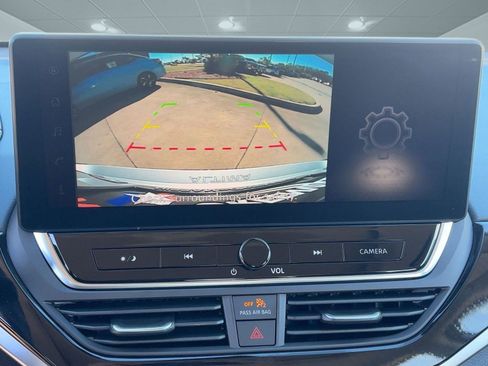 New 2025 Nissan Altima 2.5 SR w/ SR Premium Package image 24