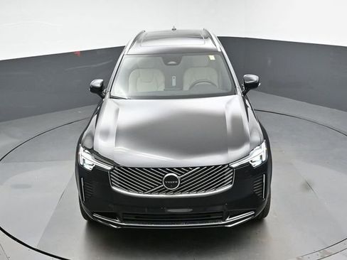 New 2026 Volvo XC90 T8 Plus w/ Protection Package Premier AWD/4WD image 47