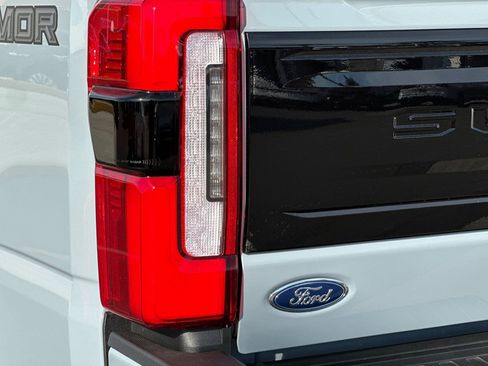 New 2026 Ford F350 Platinum w/ Tremor Off-Road Package AWD/4WD image 25