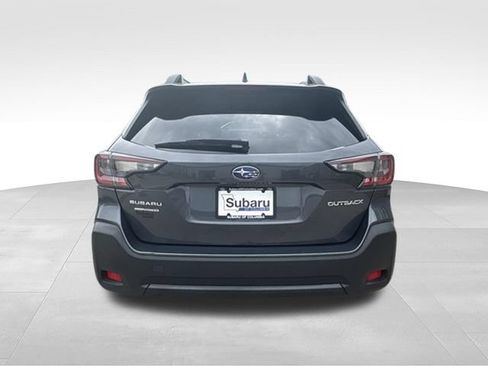 Used 2023 Subaru Outback Premium AWD/4WD image 6